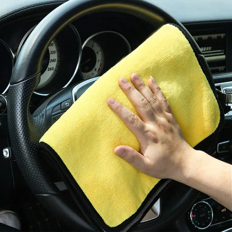 MAXIMA Ultra Plush 600GSM Microfiber Towel – 30x40cm Super Absorbent Cloth